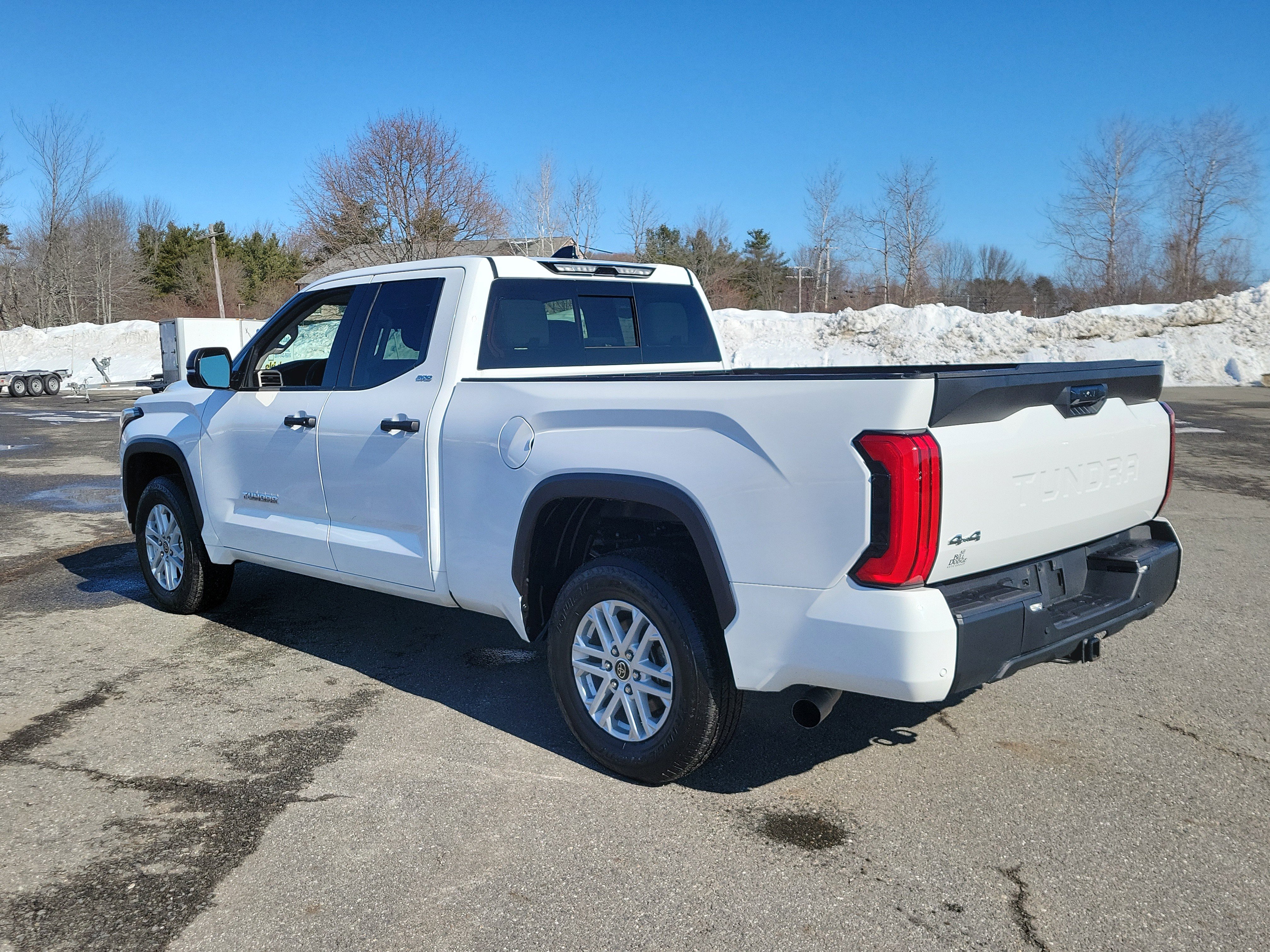 Used 2023 Toyota Tundra SR5 w/ SR5 Convenience Package image 7