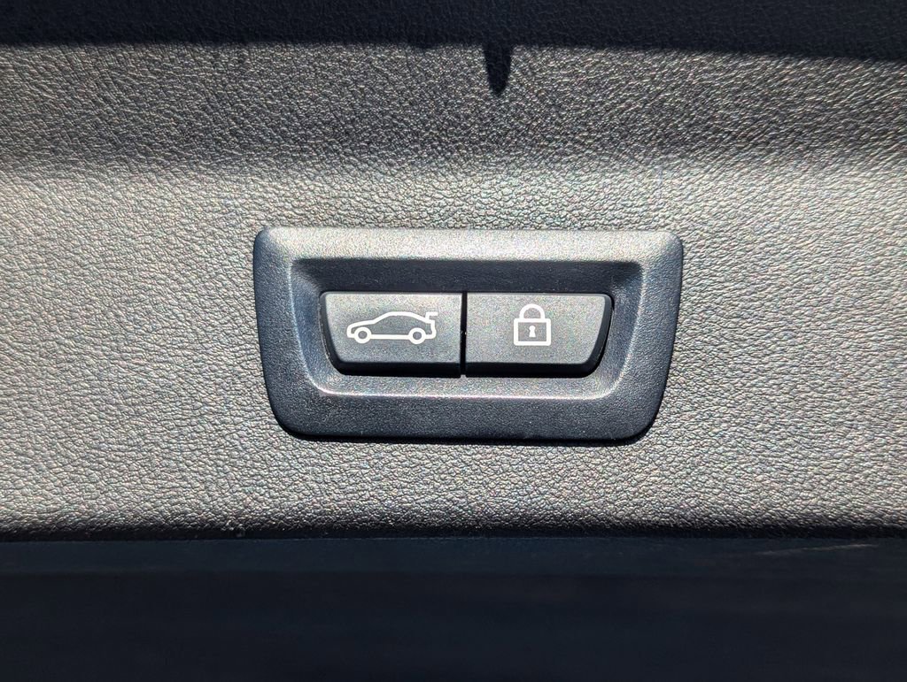 Used 2019 BMW X3 M40i w/ Premium Package image 9