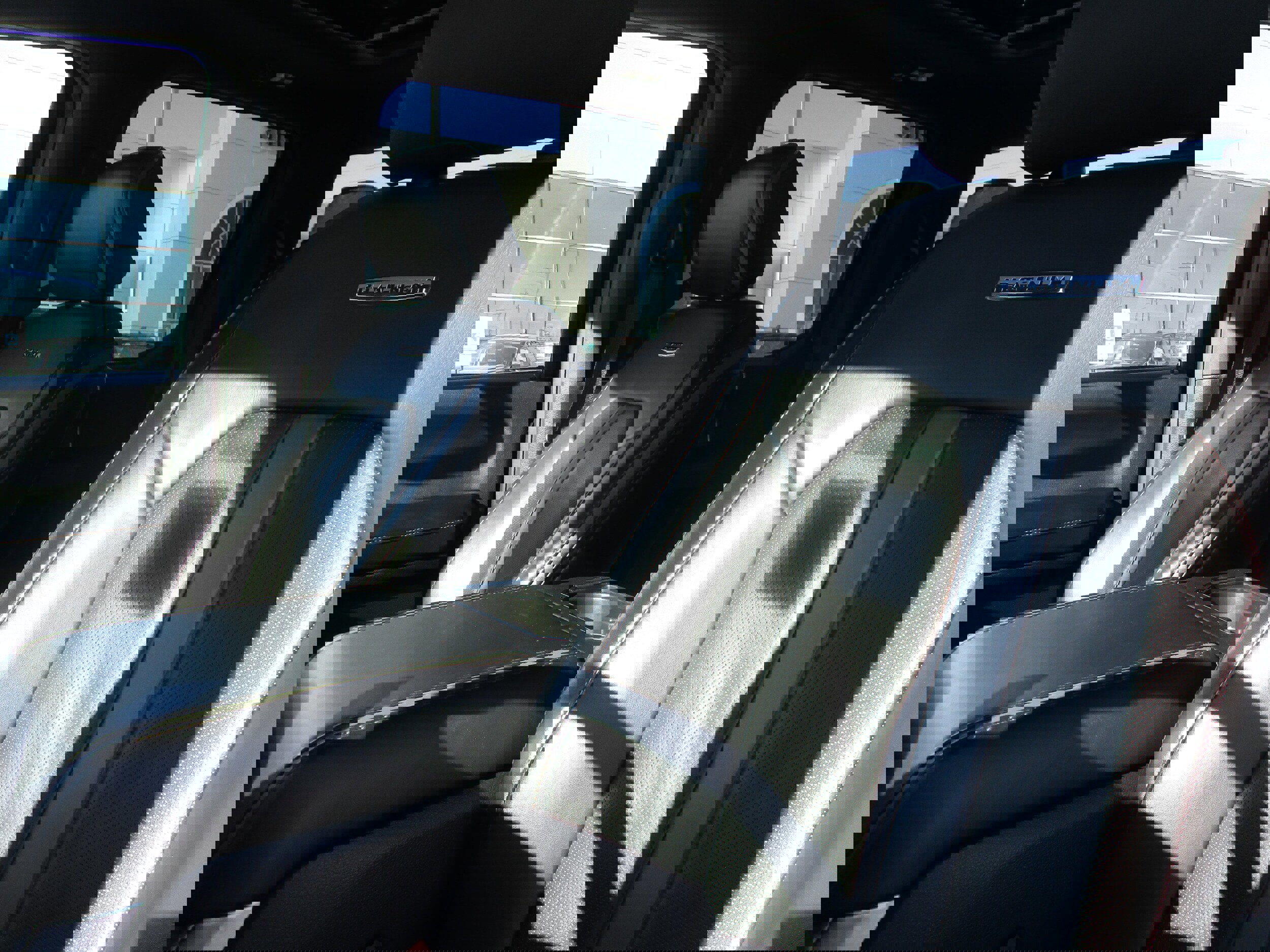 Used 2020 Ford F250 Platinum w/ FX4 Off-Road Package AWD/4WD image 48