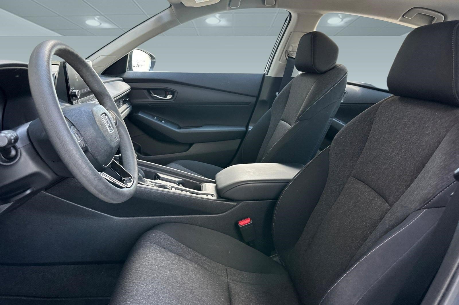 Used 2024 Honda Accord LX image 5