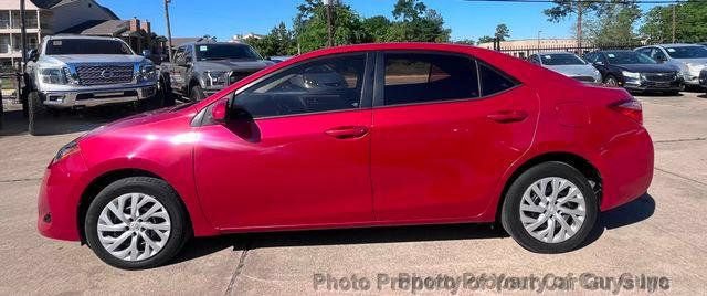 Used 2018 Toyota Corolla LE FWD image 11