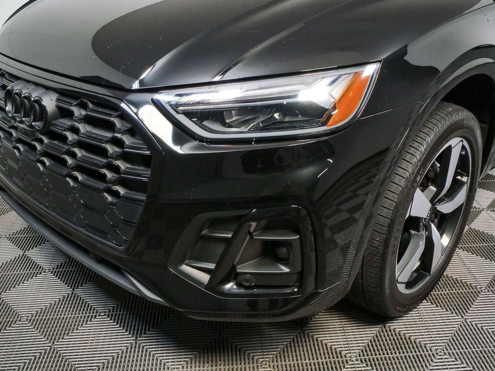 Used 2023 Audi Q5 2.0T Premium Plus w/ Premium Plus Package AWD/4WD image 35