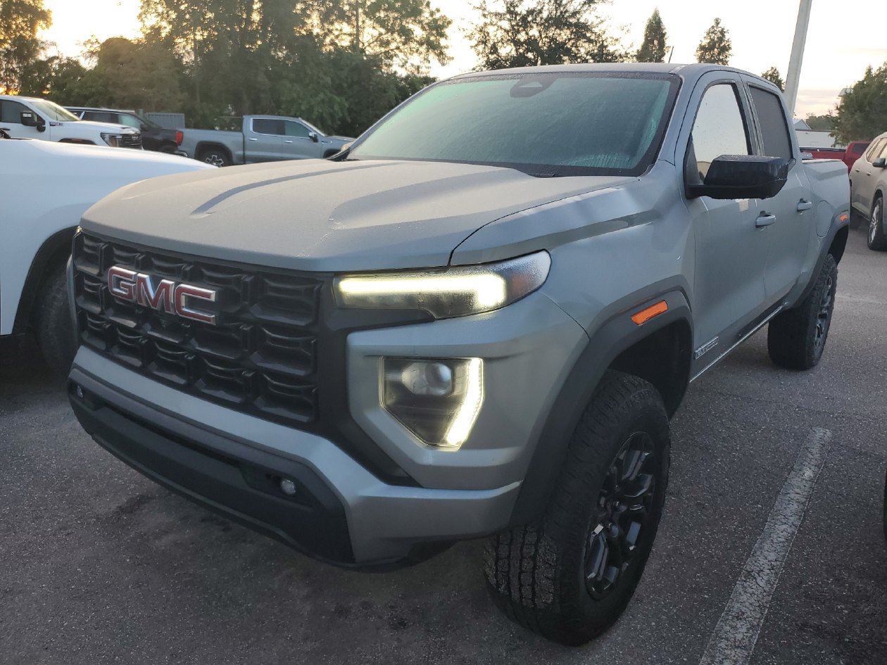 Used 2025 GMC Canyon Elevation w/ Convenience Package RWD image 2