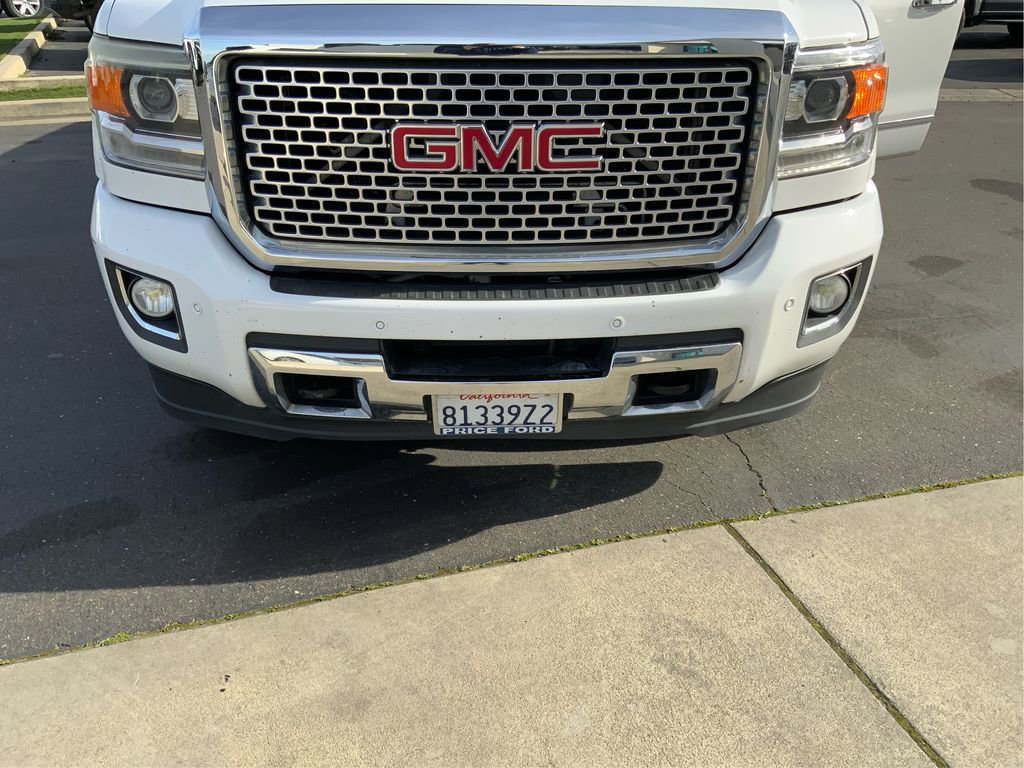 Used 2015 GMC Sierra 3500 Denali w/ Duramax Plus Package AWD/4WD image 22