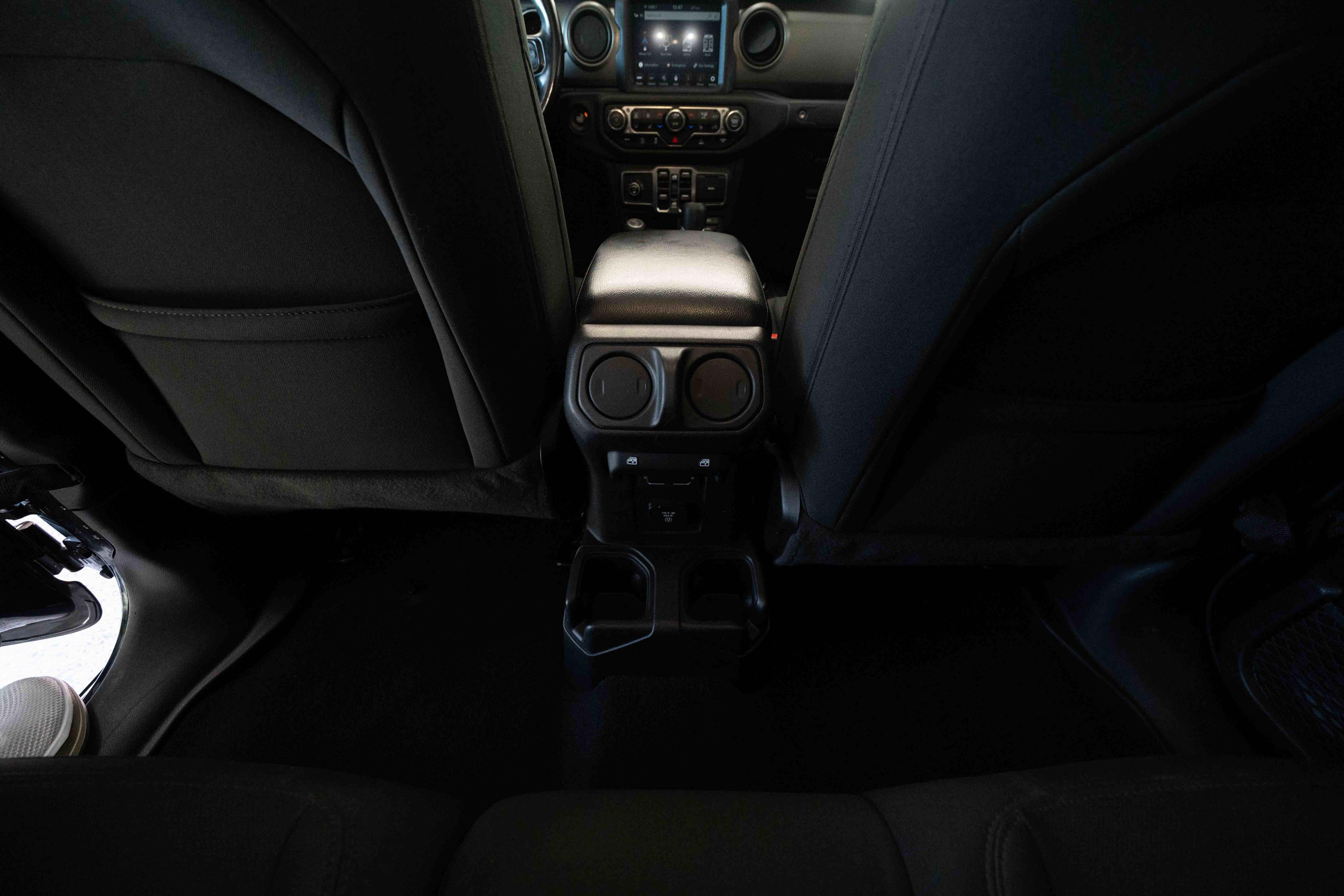 Used 2021 Jeep Gladiator Sport AWD/4WD image 22