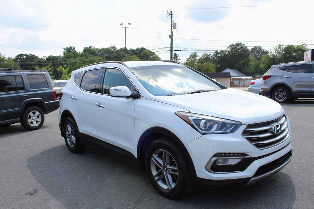 Used 2017 Hyundai Santa Fe Sport AWD/4WD image 3