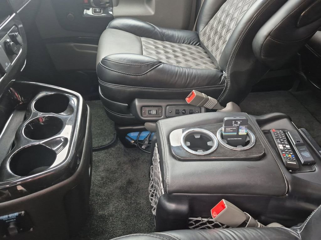 Used 2025 GMC Savana 2500 Extended w/ Driver Convenience Package RWD image 28