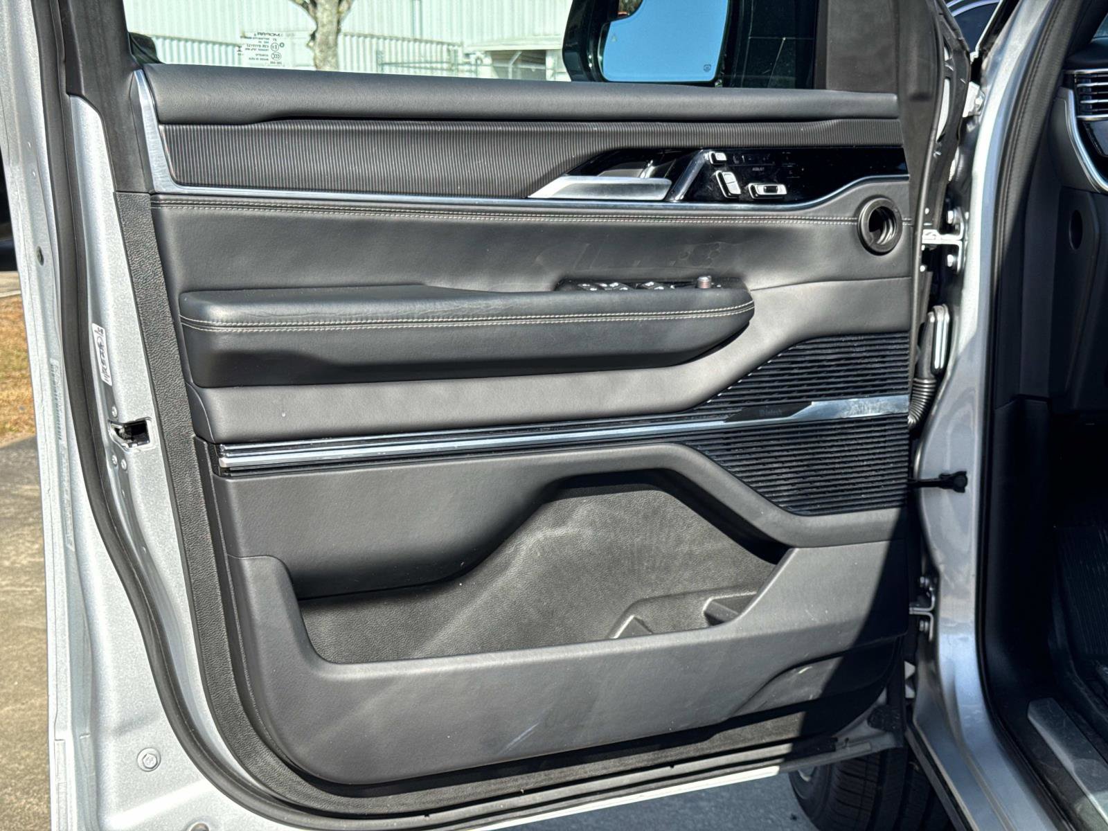 Certified 2024 Jeep Grand Wagoneer L Series II w/ Quick Order Packagew 28T image 18