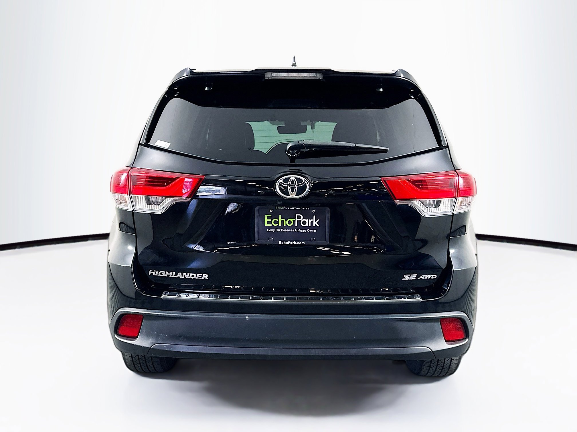 Used 2017 Toyota Highlander SE AWD/4WD image 7