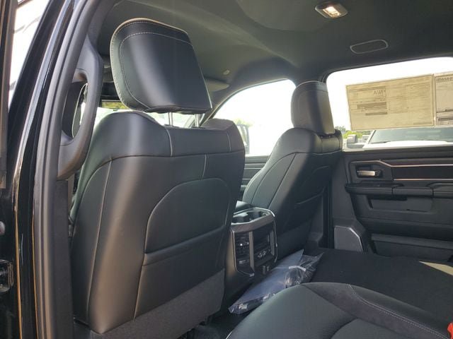 New 2026 RAM 3500 Big Horn w/ Laramie Trim Package AWD/4WD image 15
