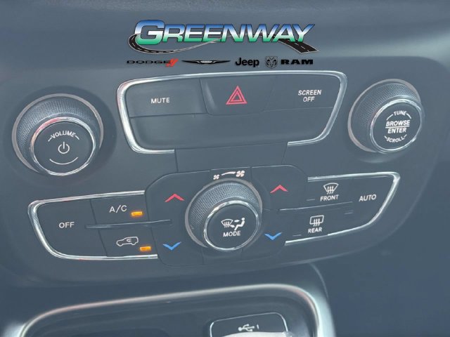 Used 2021 Jeep Compass Latitude AWD/4WD image 23