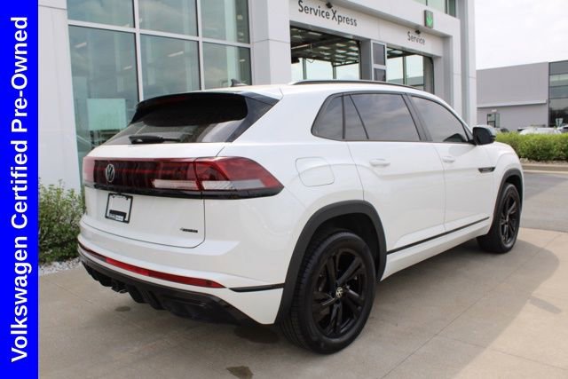 Used 2025 Volkswagen Atlas Cross Sport SEL R-Line AWD/4WD image 6