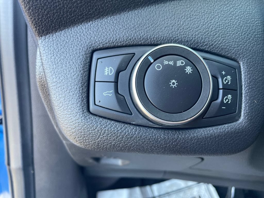 Used 2018 Ford Escape SE w/ SE Sync 3 Package FWD image 14