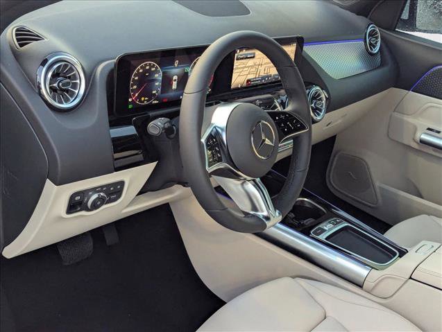 New 2025 Mercedes-Benz GLA 250 image 3
