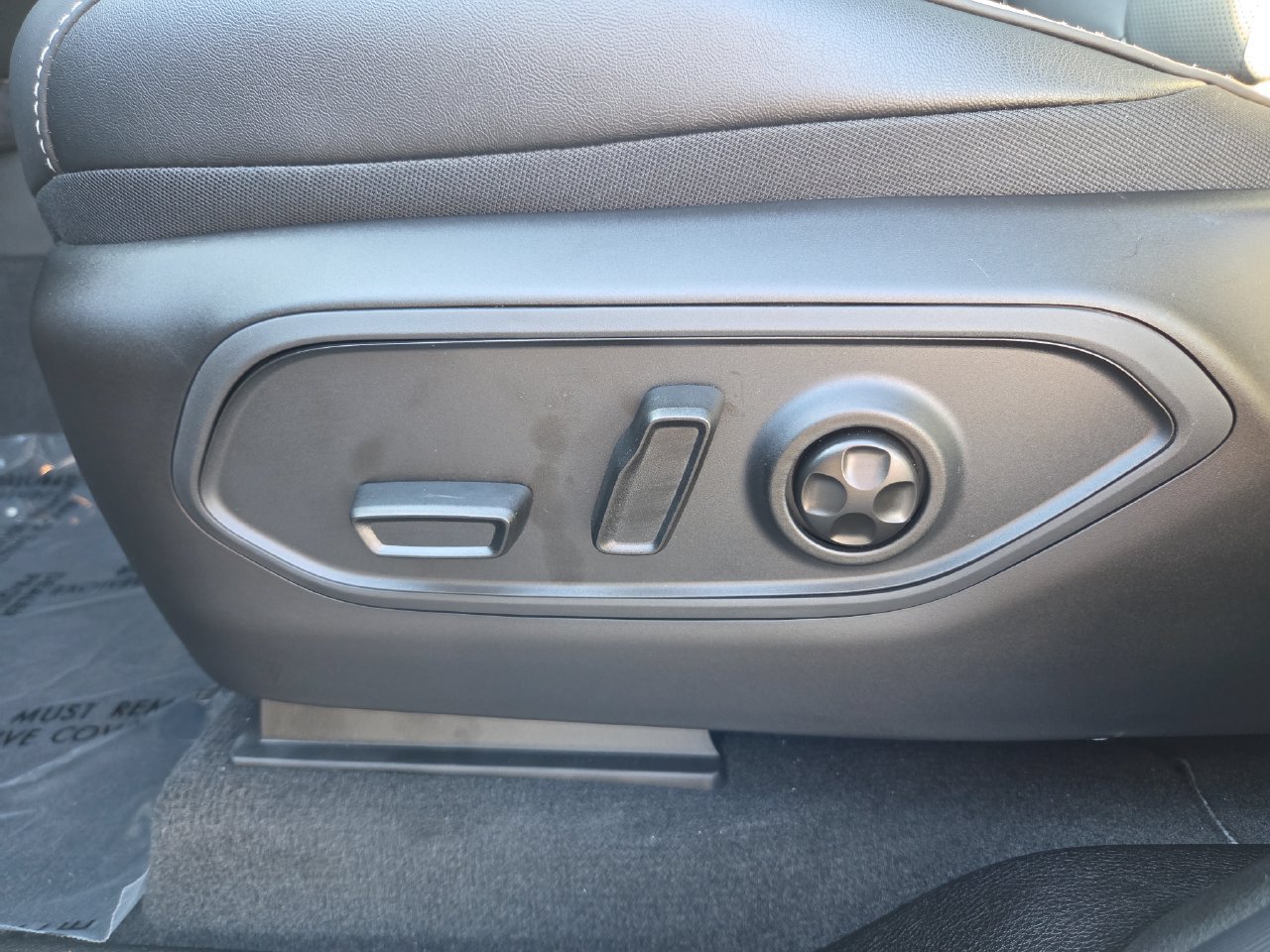New 2027 Jeep Grand Cherokee Limited AWD/4WD image 5