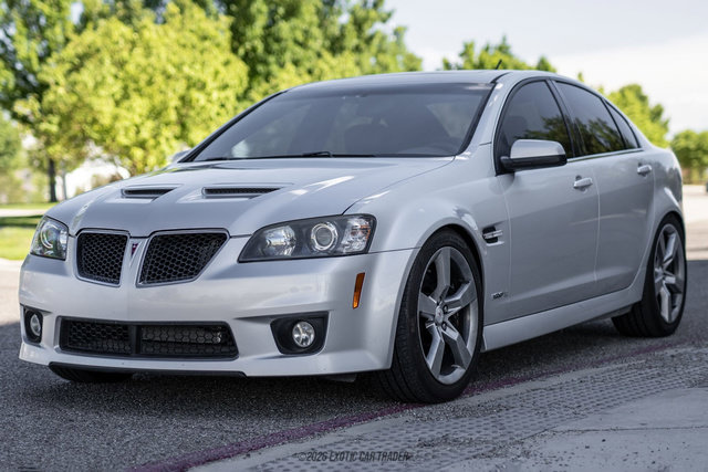 Used 2009 Pontiac G8 GXP RWD image 14