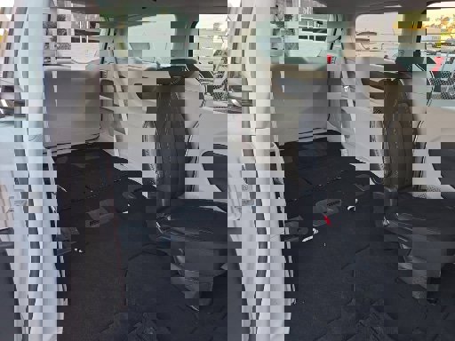 Used 2023 Chrysler Voyager LX image 17