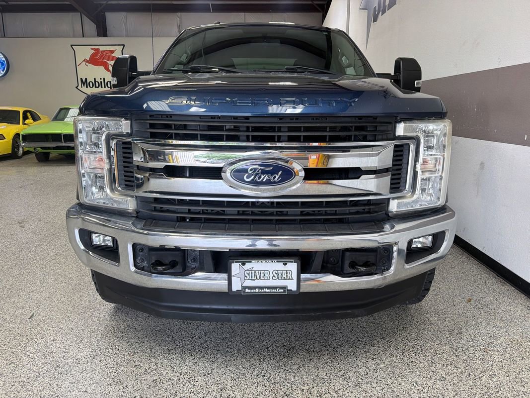 Used 2017 Ford F250 XLT w/ XLT Value Package AWD/4WD image 27