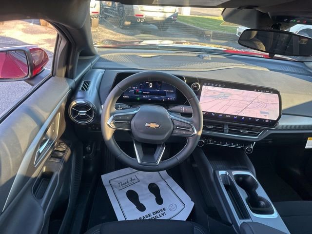 New 2026 Chevrolet Equinox EV LT image 27