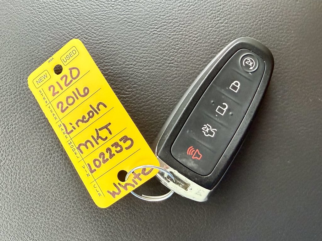 Used 2016 Lincoln MKT AWD w/ Equipment Group 201A image 32