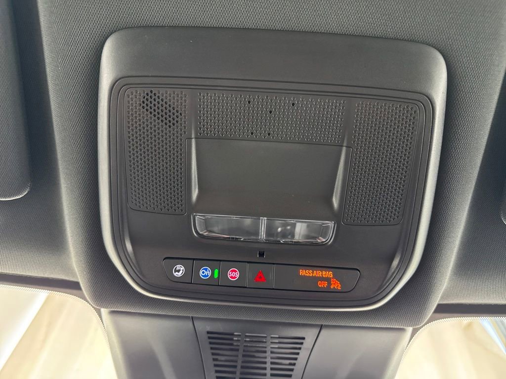 New 2026 Chevrolet Blazer EV LT image 32