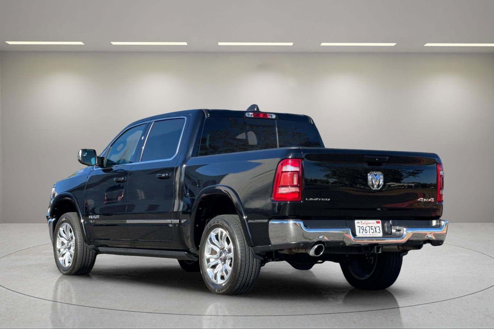 Used 2023 RAM 1500 Limited image 6