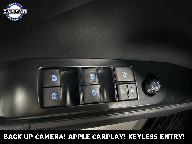 Used 2019 Toyota Camry LE image 12