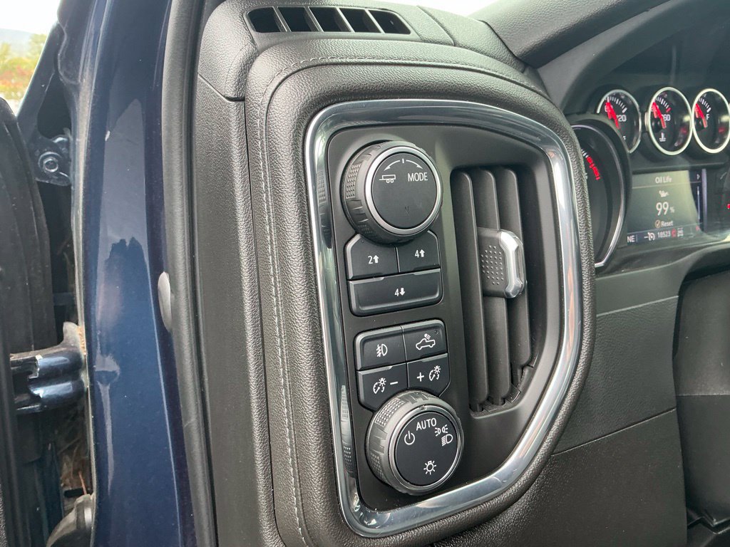 Used 2022 Chevrolet Silverado 2500 LT w/ Convenience Package AWD/4WD image 17
