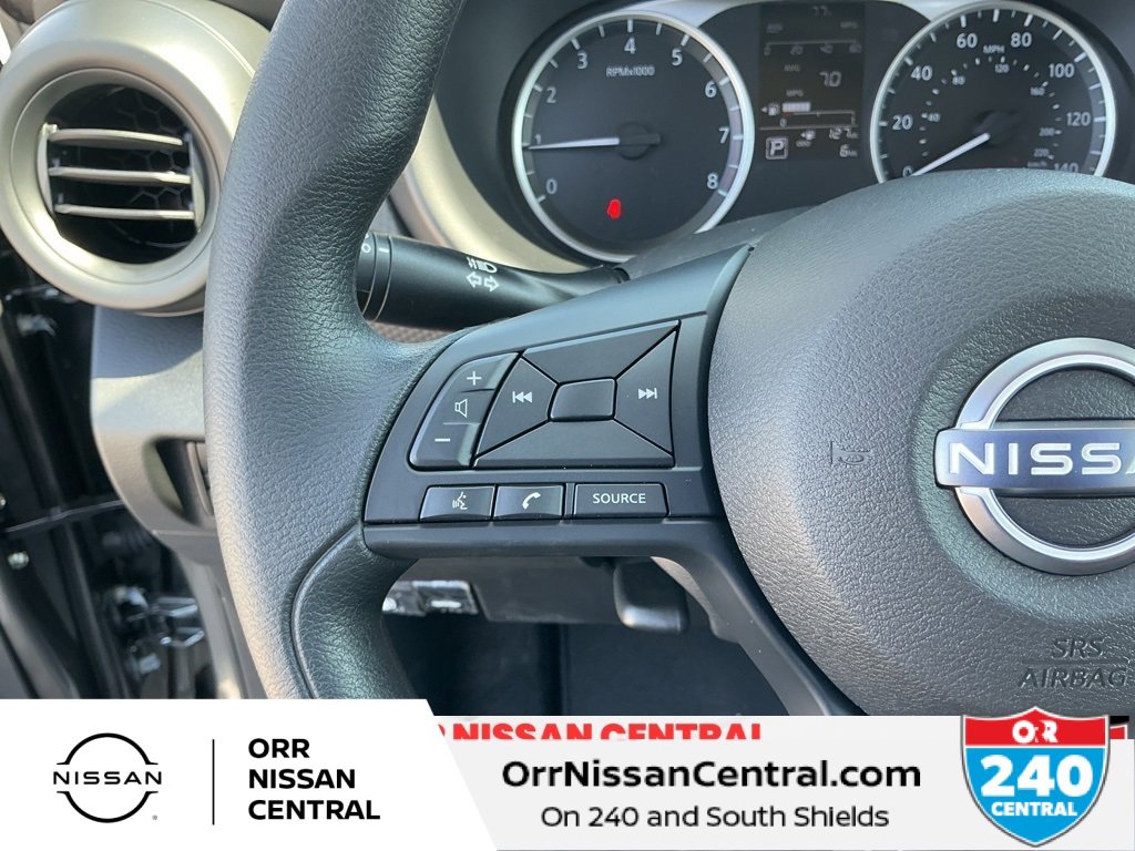 New 2025 Nissan Kicks Play S image 19