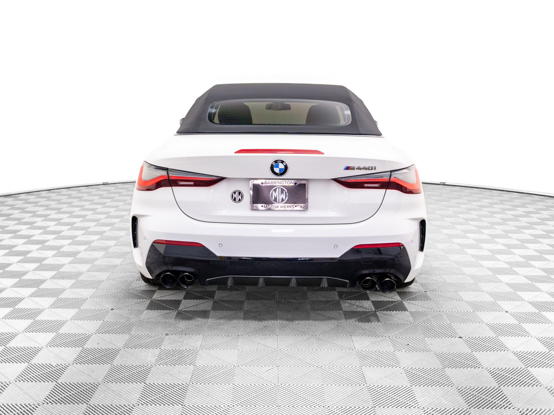 Used 2021 BMW M440i Convertible w/ Premium Package image 7