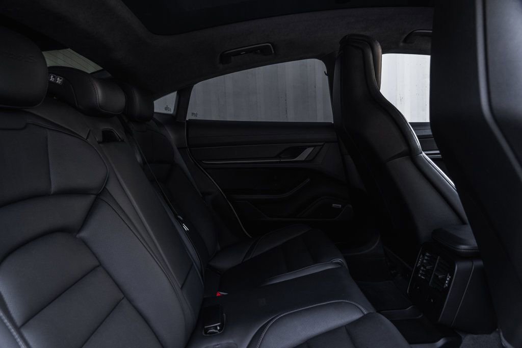 Used 2021 Porsche Taycan Turbo S image 22