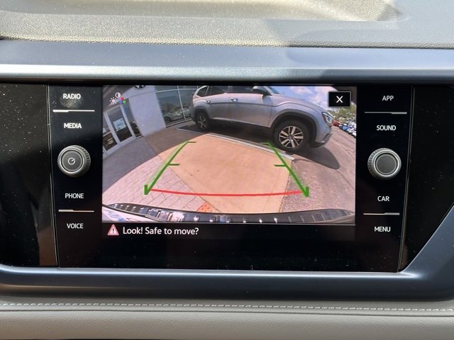 New 2024 Volkswagen Taos SE image 21