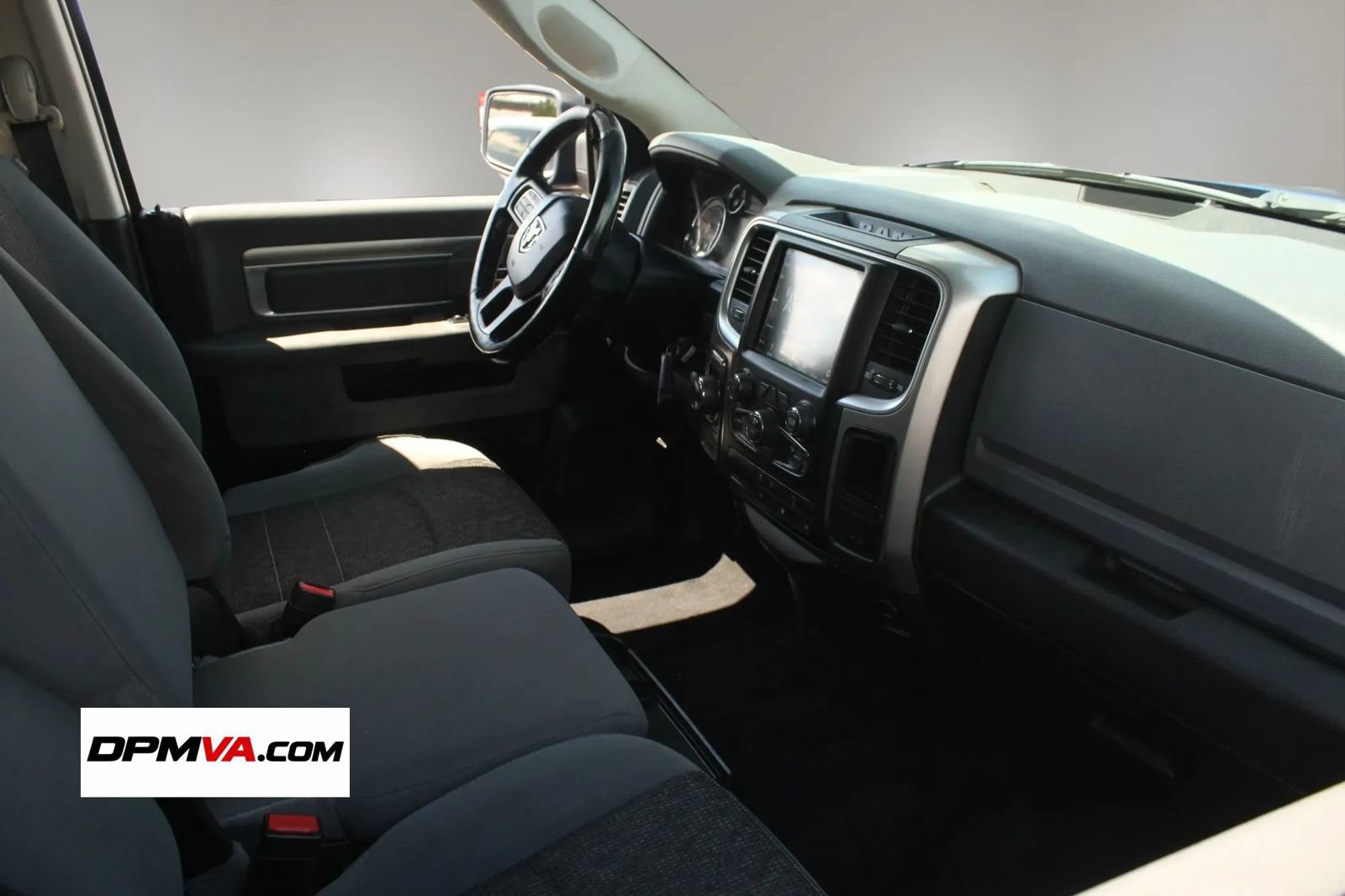 Used 2019 RAM 1500 Classic SLT w/ Luxury Group AWD/4WD image 25
