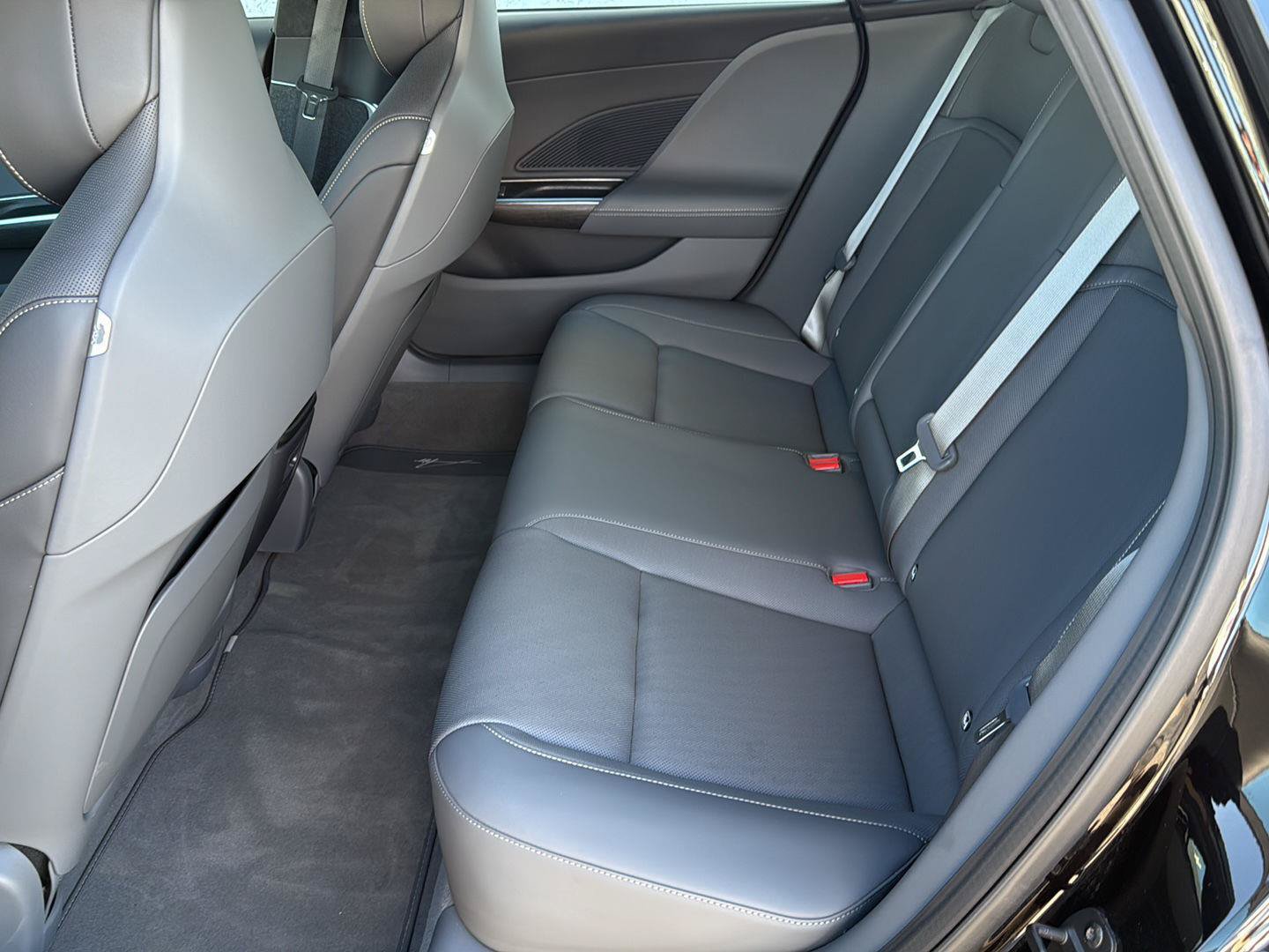 Used 2023 Lucid Air Pure AWD/4WD image 26