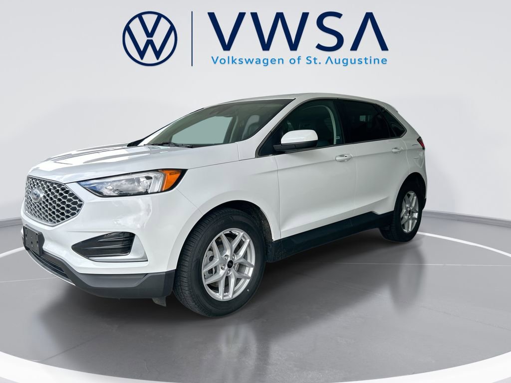 Used 2024 Ford Edge SEL image 3
