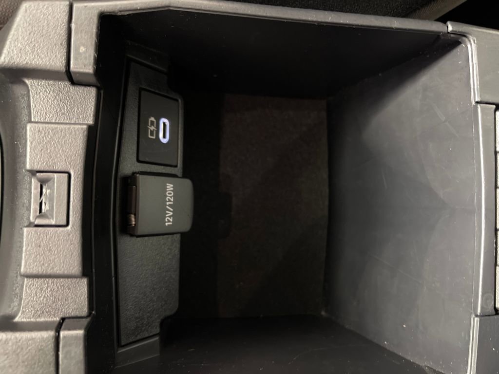 Used 2024 Toyota Corolla LE FWD image 29