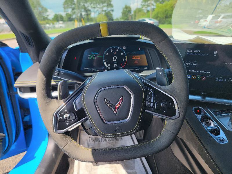 Used 2023 Chevrolet Corvette Stingray Premium Cpe w/ Z51 Performance Package RWD image 16
