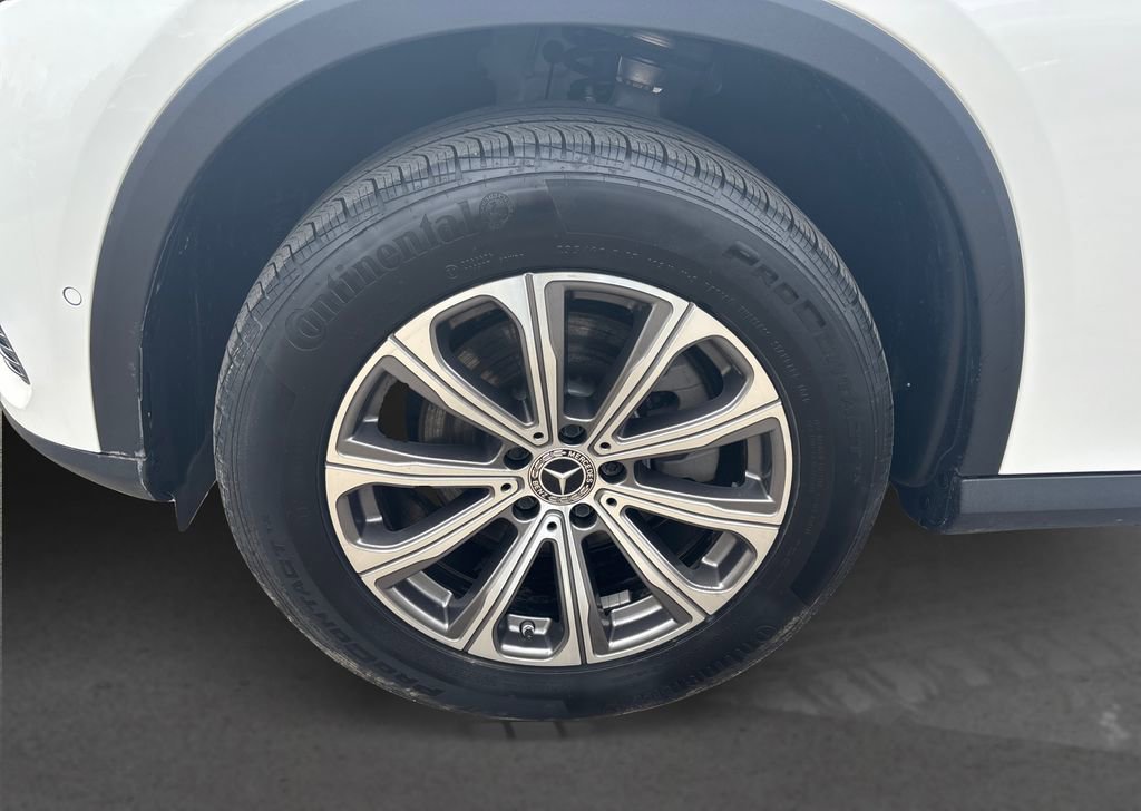 Used 2023 Mercedes-Benz GLC 300 image 12