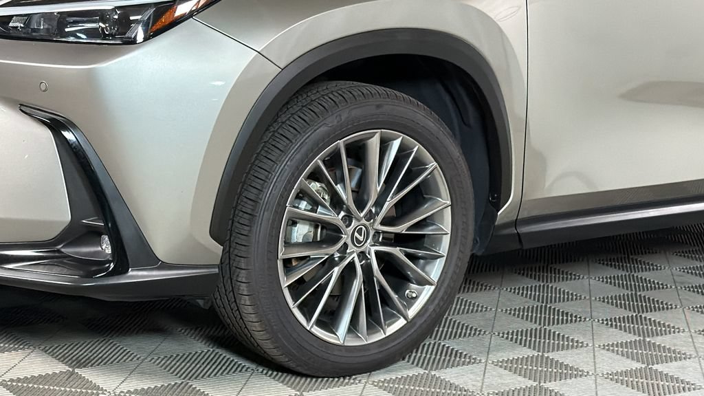 Certified 2022 Lexus NX 350 AWD image 4