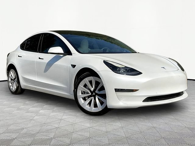 Used 2022 Tesla Model 3 Long Range AWD/4WD image 3