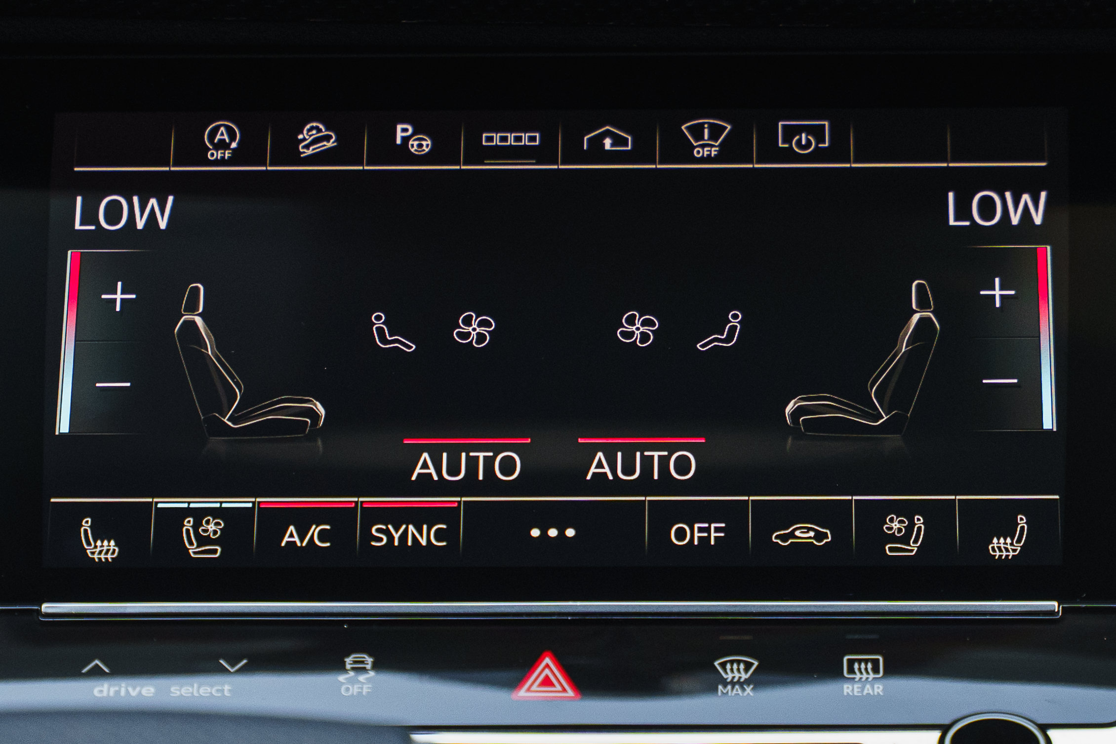 Used 2023 Audi SQ8 Prestige AWD/4WD image 12