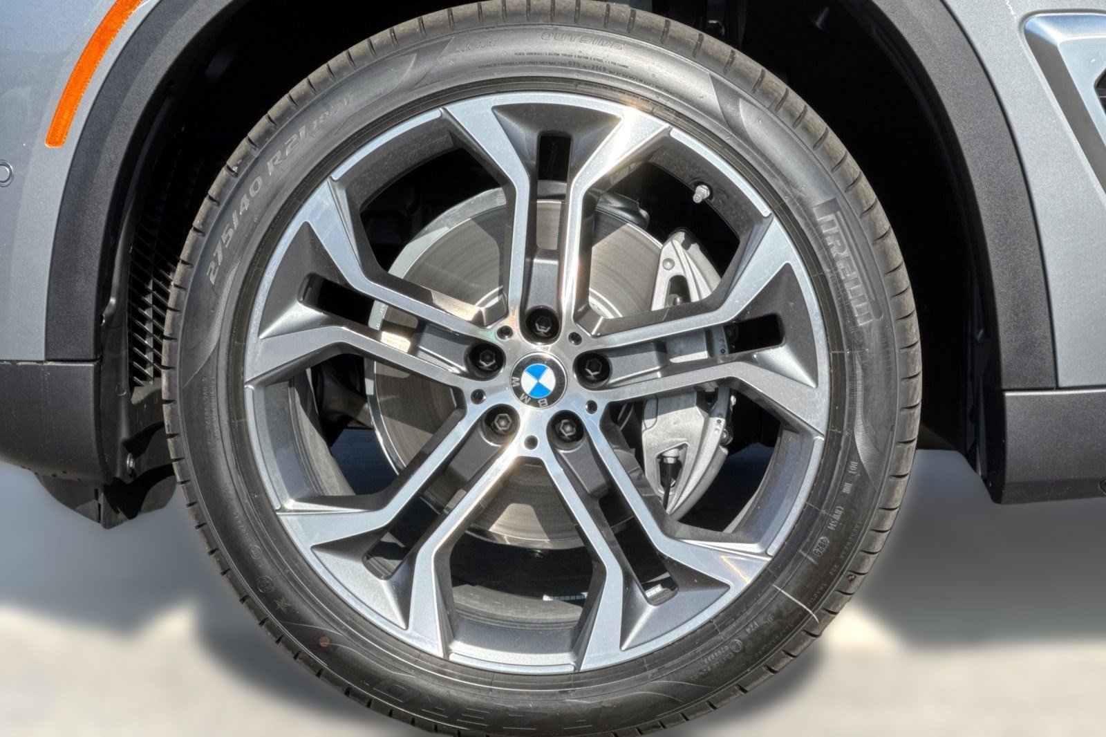 Used 2026 BMW X5 xDrive40i AWD/4WD image 11
