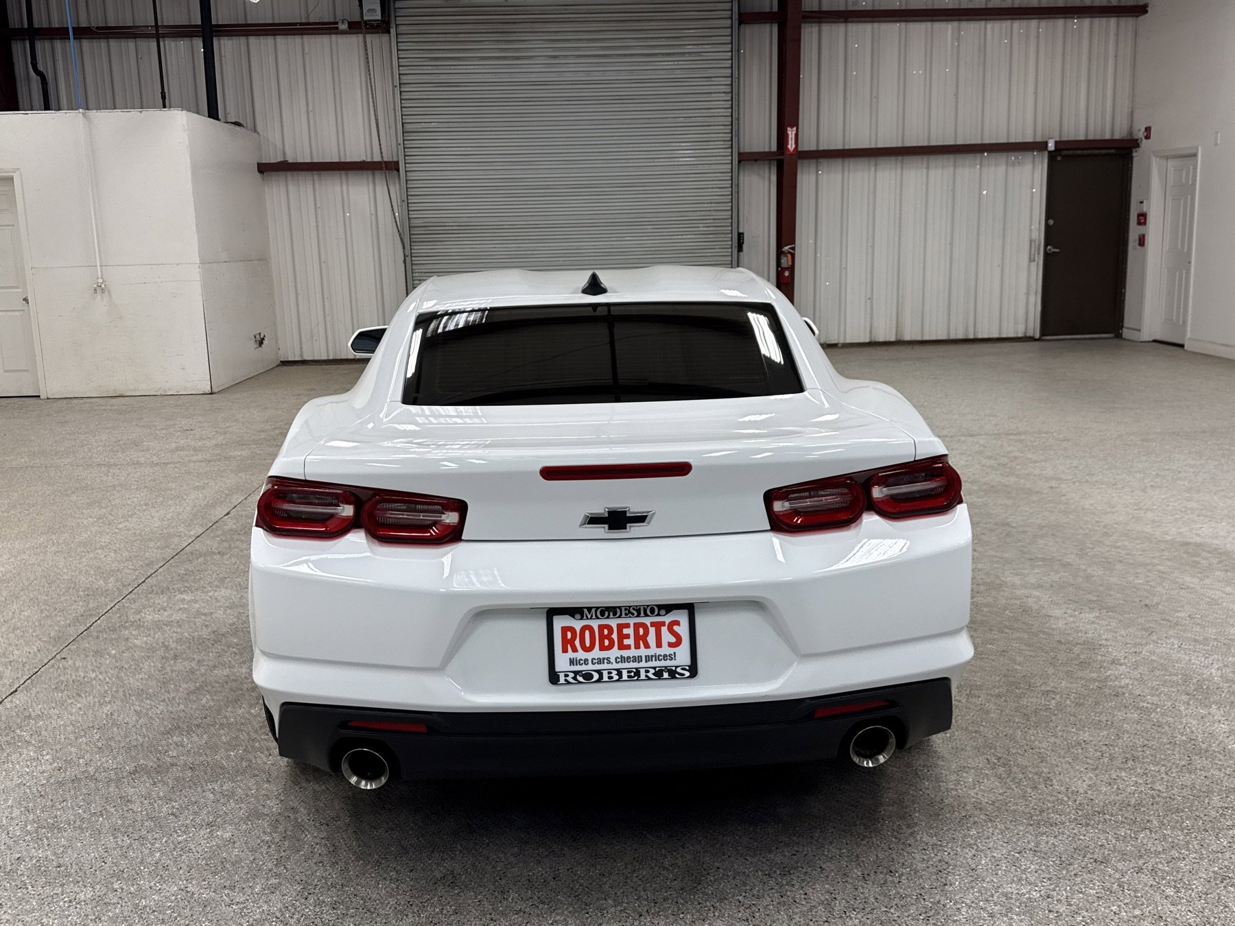 Used 2024 Chevrolet Camaro LT w/ Technology Package image 13