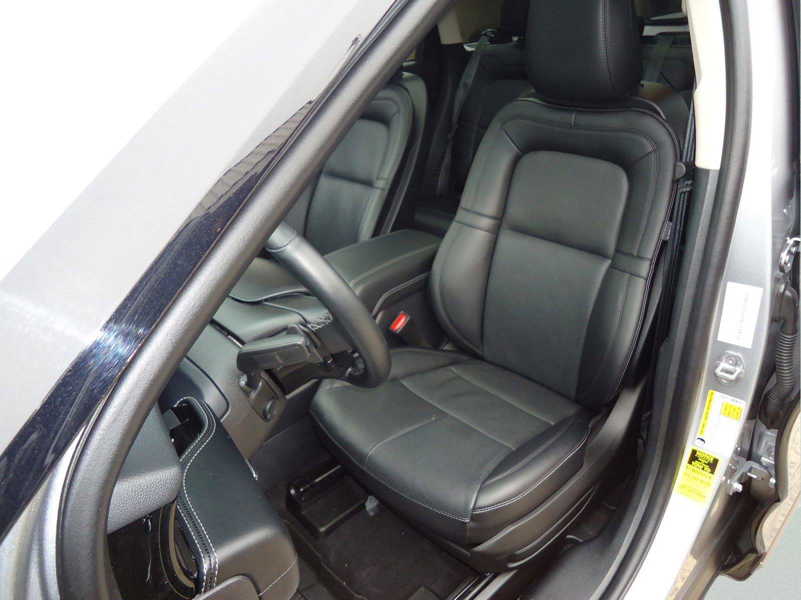 Used 2024 Lincoln Corsair Reserve w/ Equipment Group 201A AWD/4WD image 21