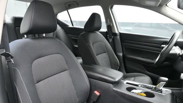 Used 2021 Nissan Altima 2.5 S FWD image 9