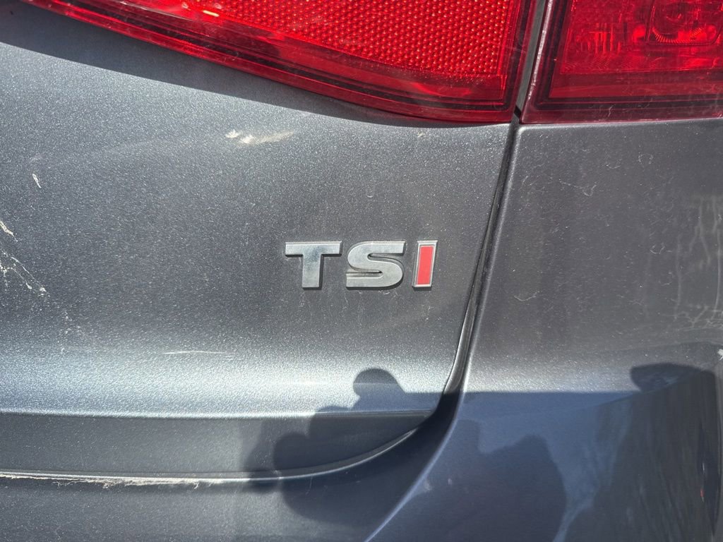 Used 2015 Volkswagen Jetta Sport image 4