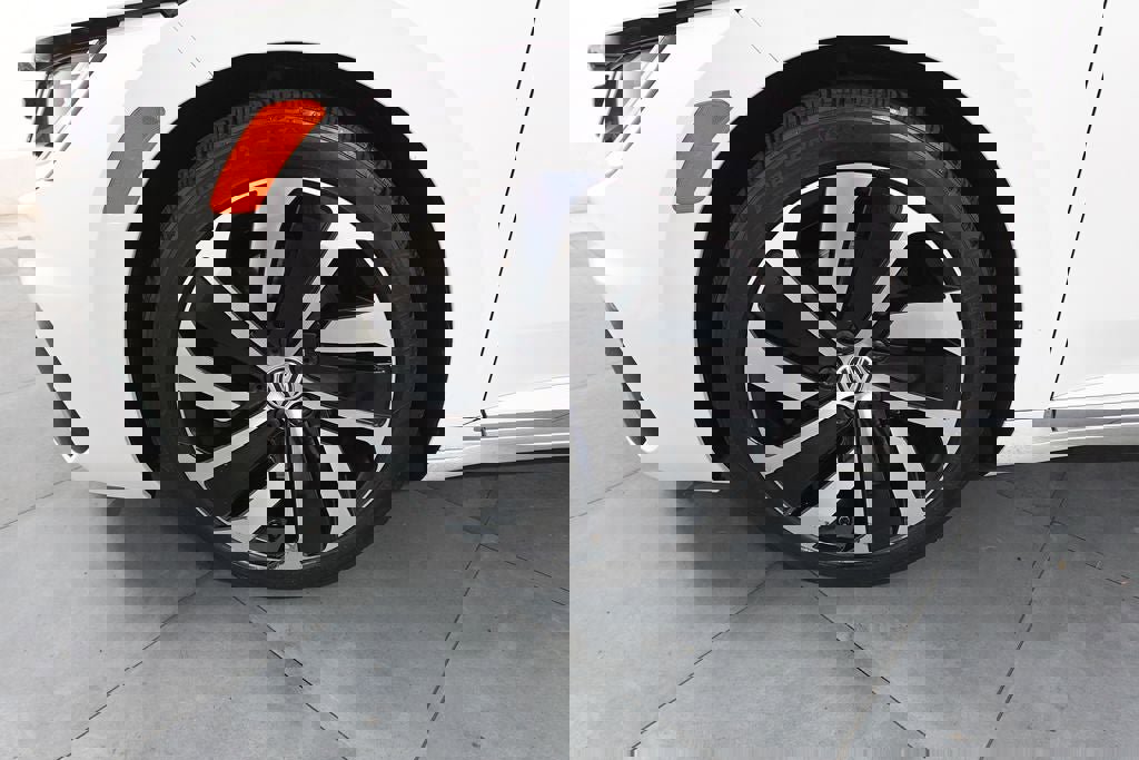 Used 2019 Volkswagen Arteon SE image 28