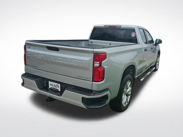 Used 2020 Chevrolet Silverado 1500 Custom w/ Custom Value Package RWD image 9
