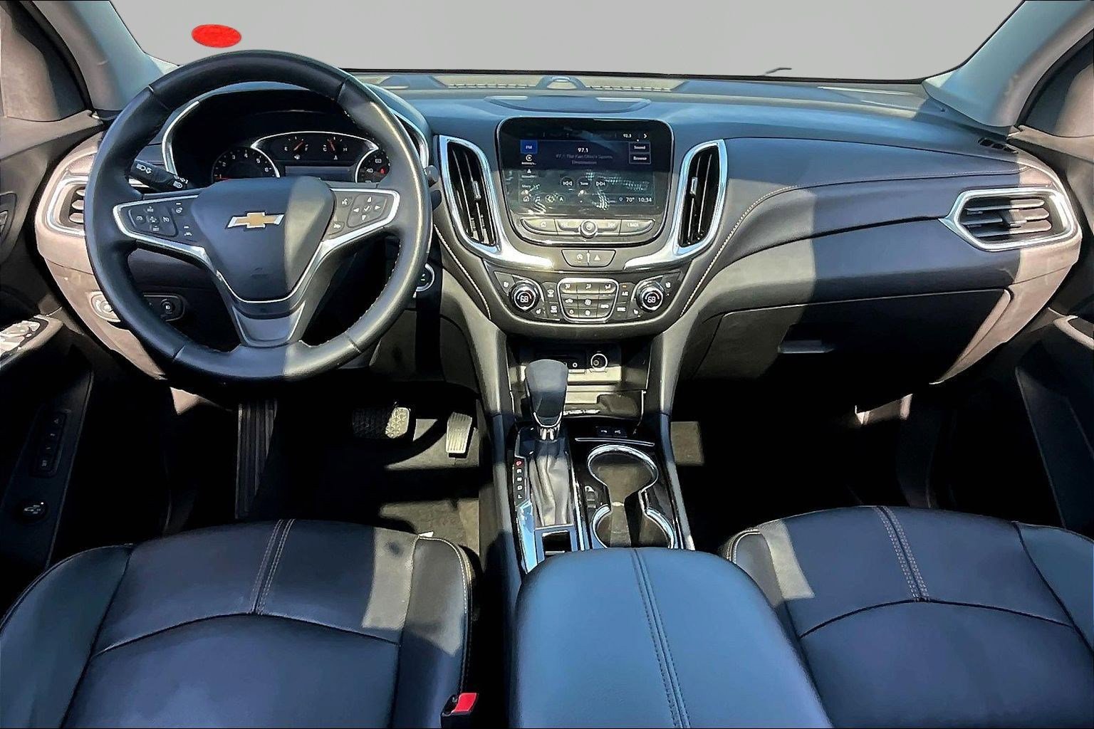 Used 2023 Chevrolet Equinox Premier AWD/4WD image 7