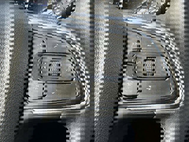 Used 2020 Buick Encore GX Select image 24